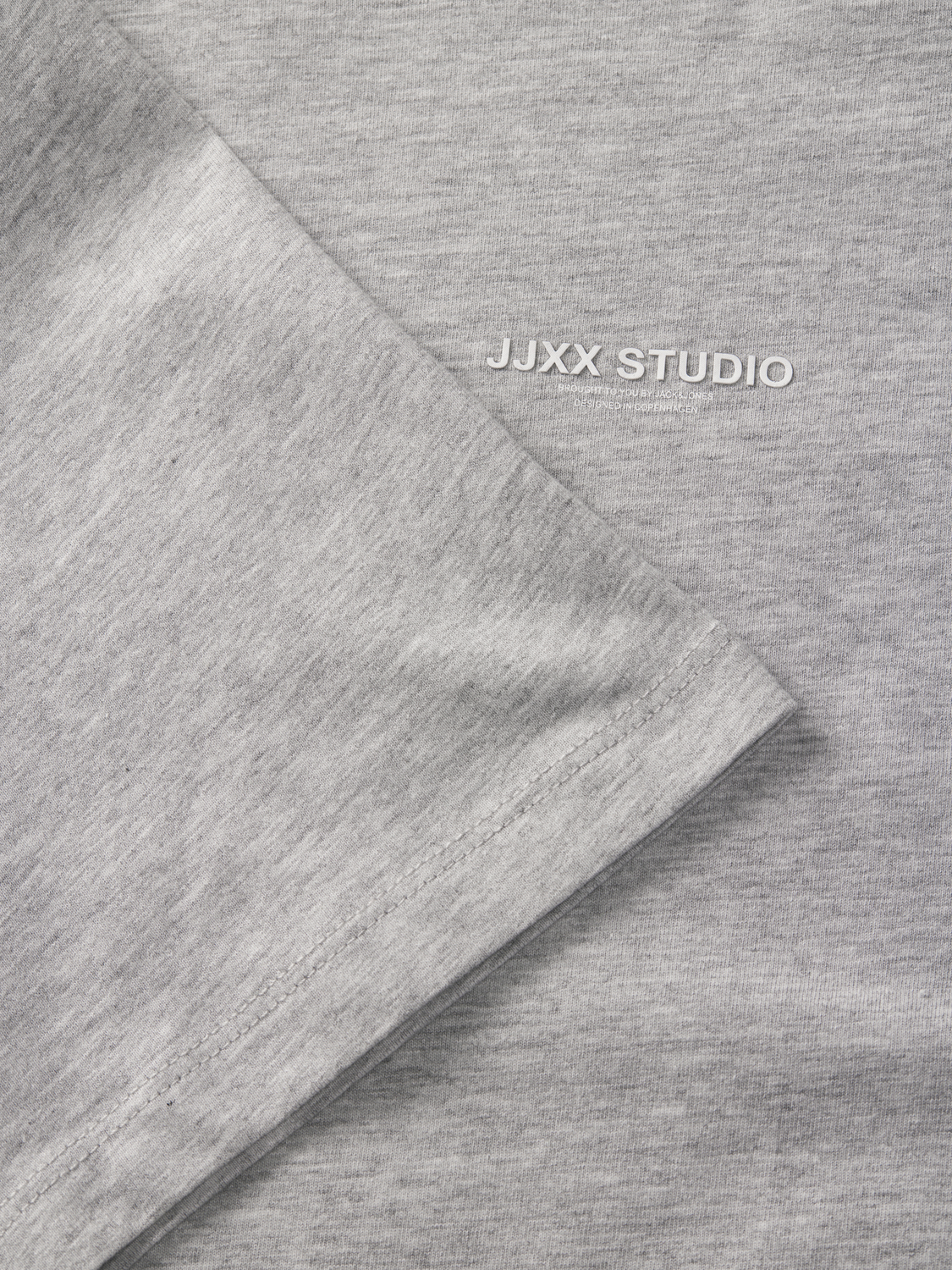 model_shot-detail